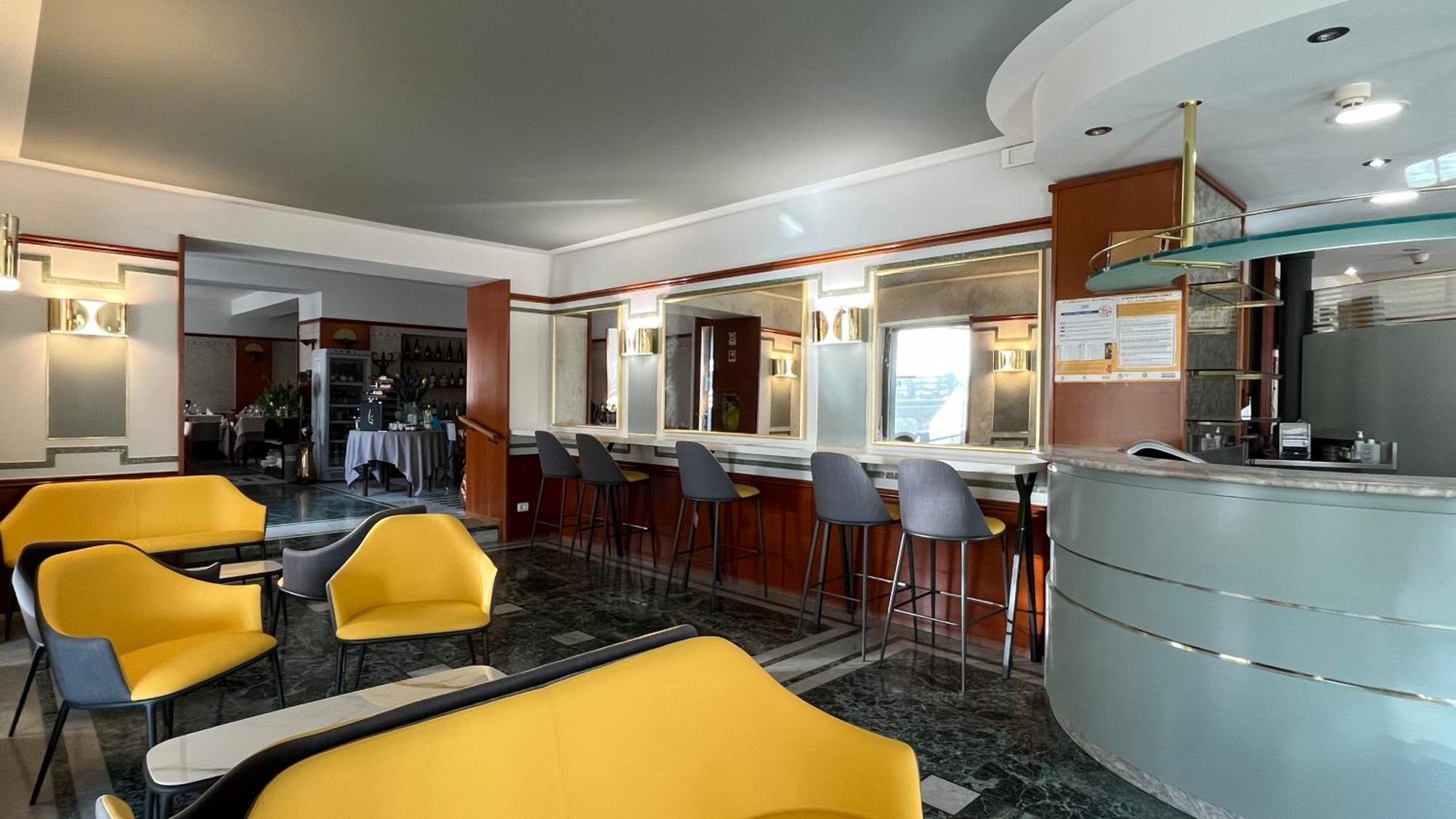 Hotel Centrale San Pellegrino Terme Dış mekan fotoğraf